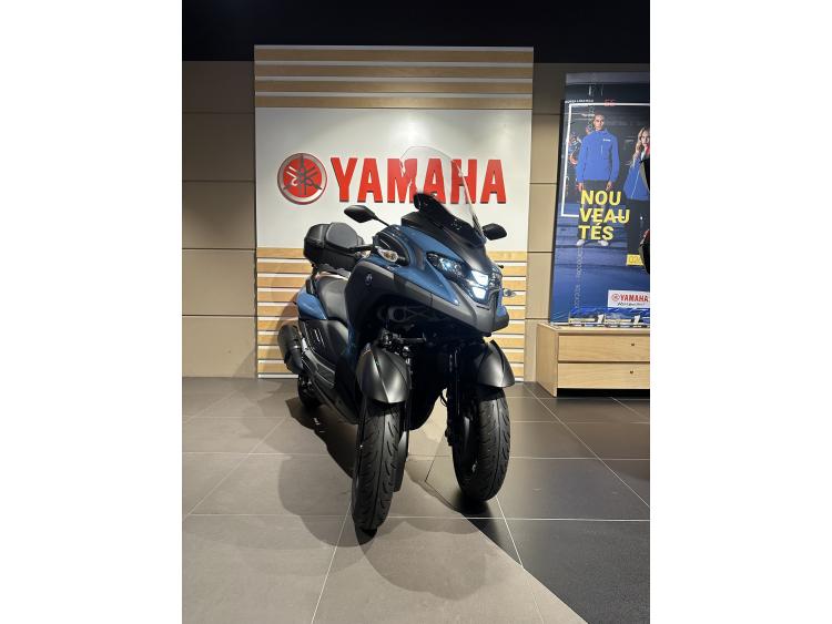 YAMAHA TRICITY 300