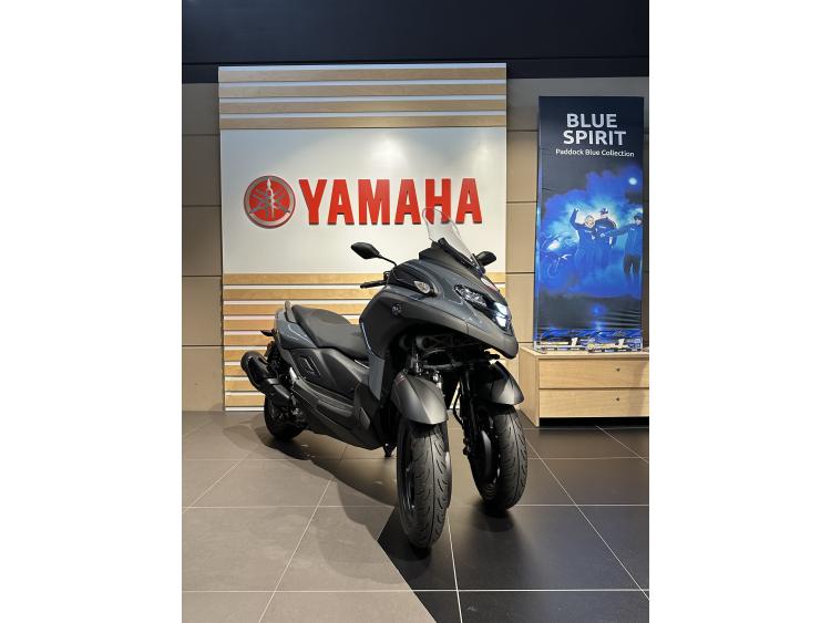 YAMAHA TRICITY 300